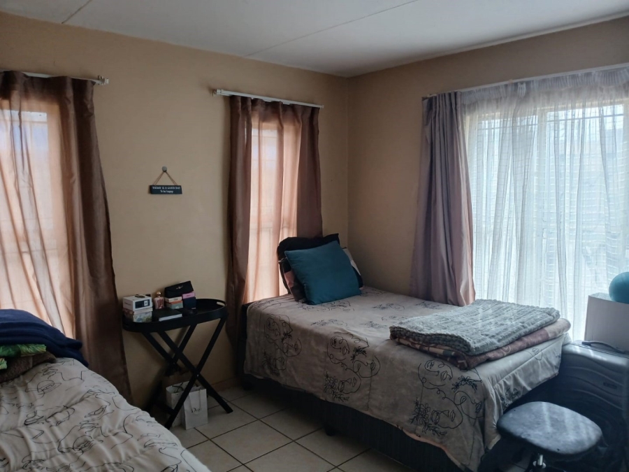 1 Bedroom Property for Sale in Willows Free State